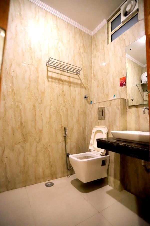 Hotel Aries Yeni Delhi Dış mekan fotoğraf