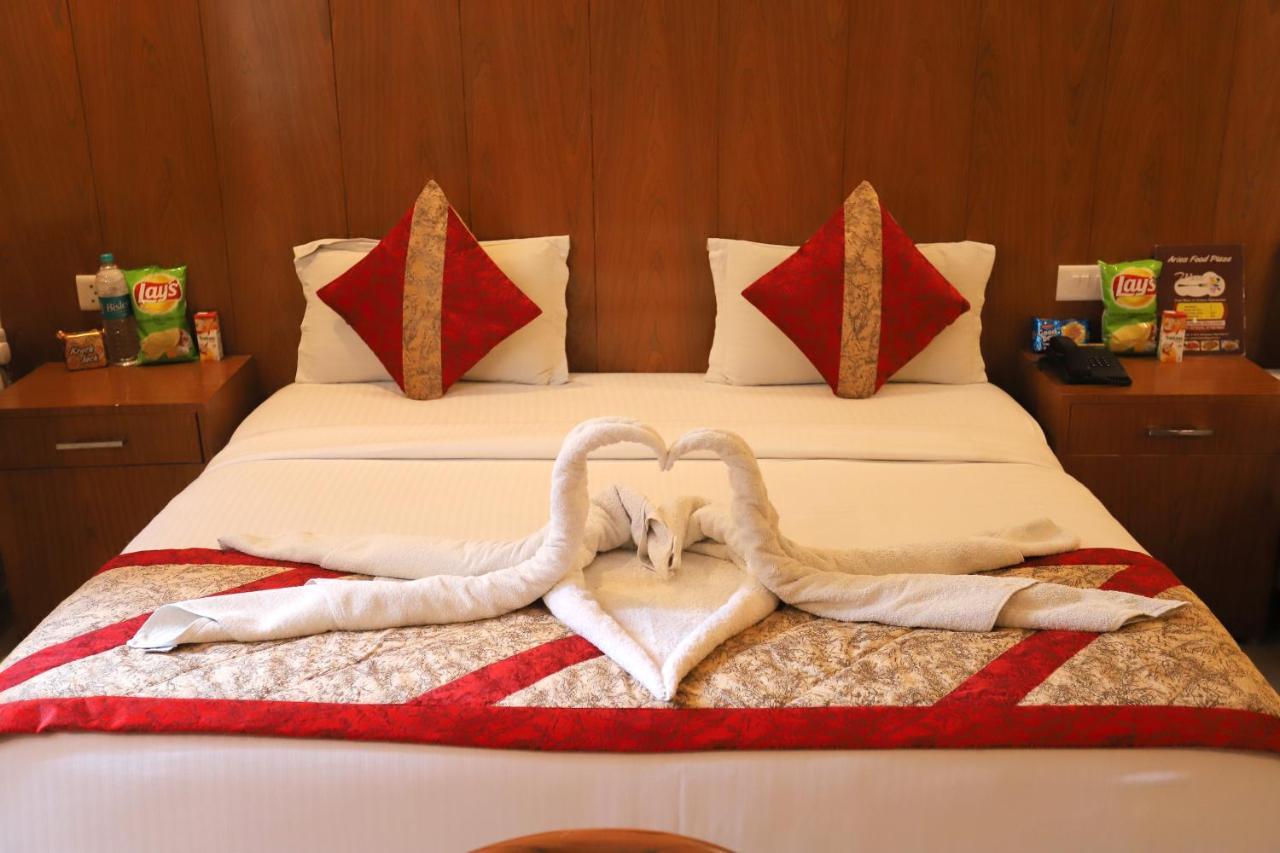 Hotel Aries Yeni Delhi Dış mekan fotoğraf